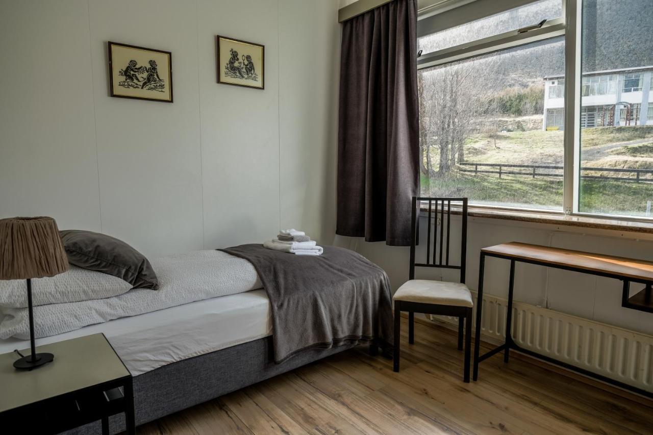 Harbour Inn - Guesthouse Bíldudalur Buitenkant foto